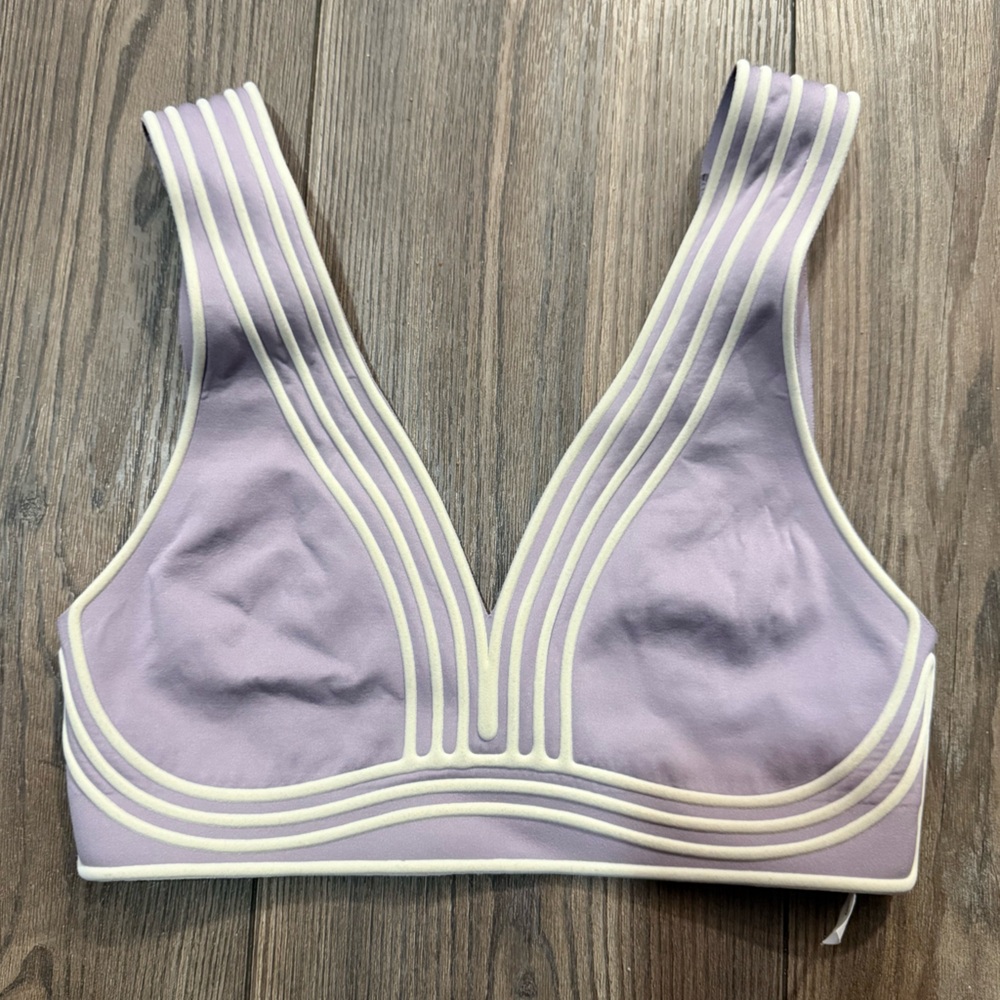 Lululemon Get in Line Bra Violet Verbena Chrome Size 2 Light Support Rare